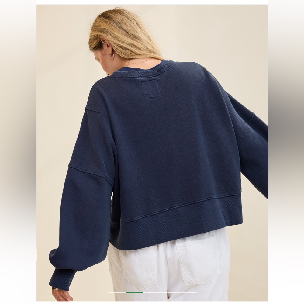 Aerie NWOT Classic Crew Sweatshirt Size Small in Navy - Picture 2 of 12